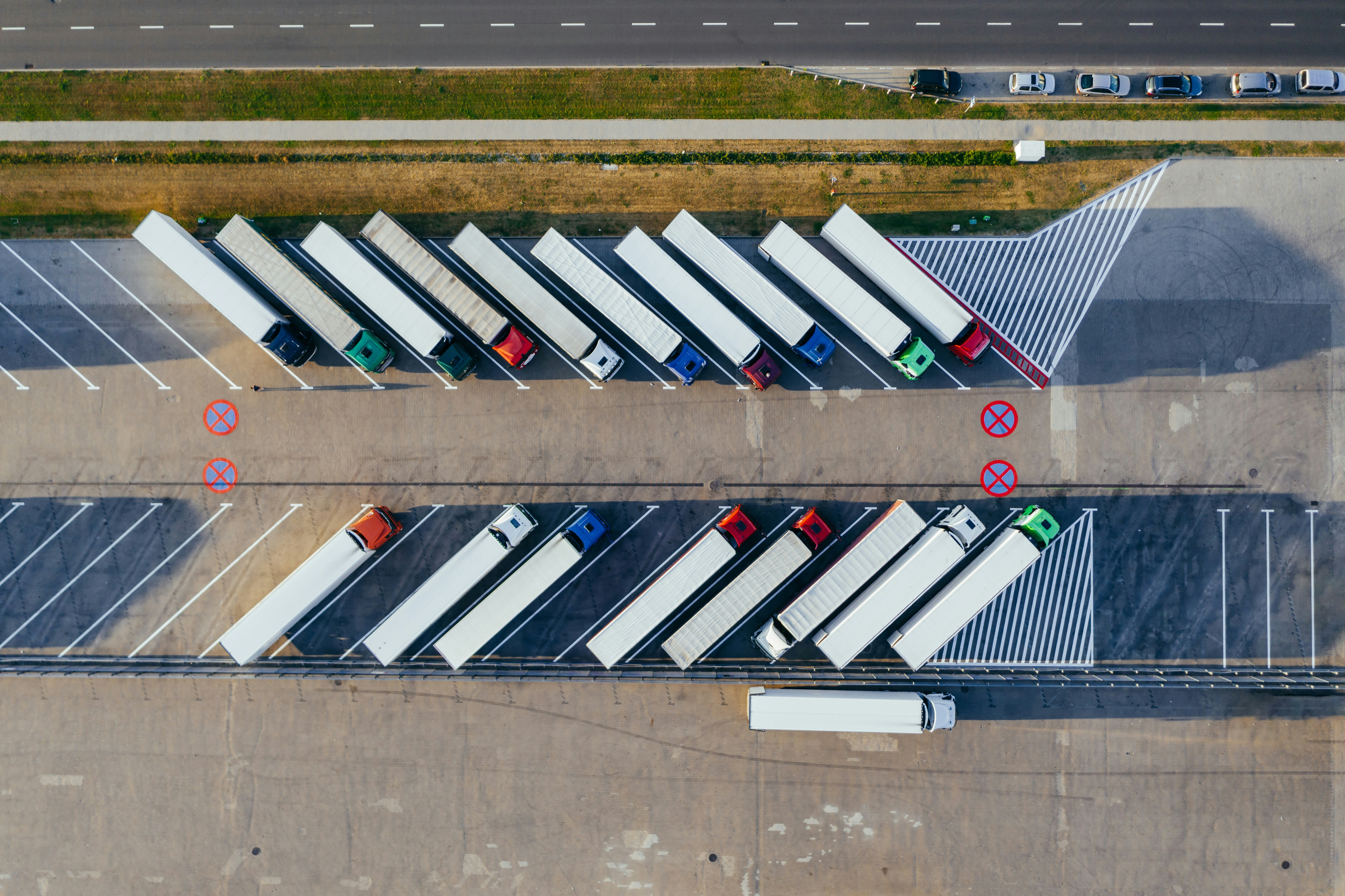 Logistik & Supply Chain